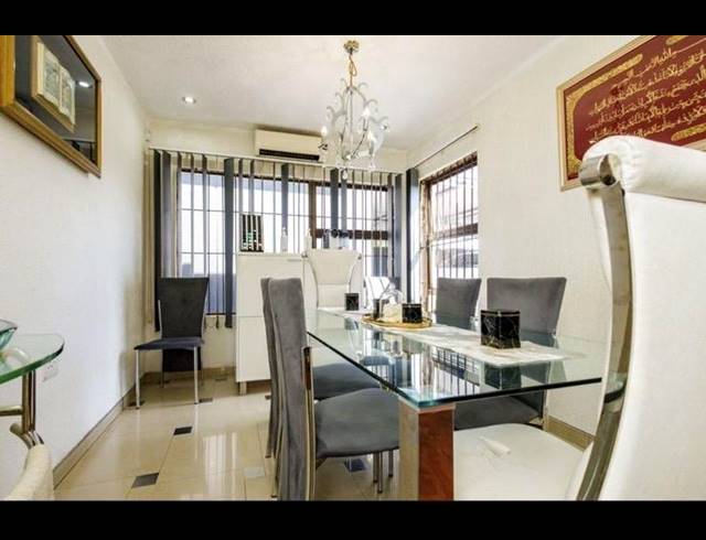4 BEDROOM HOUSE FOR SALE IN EVANS PARK